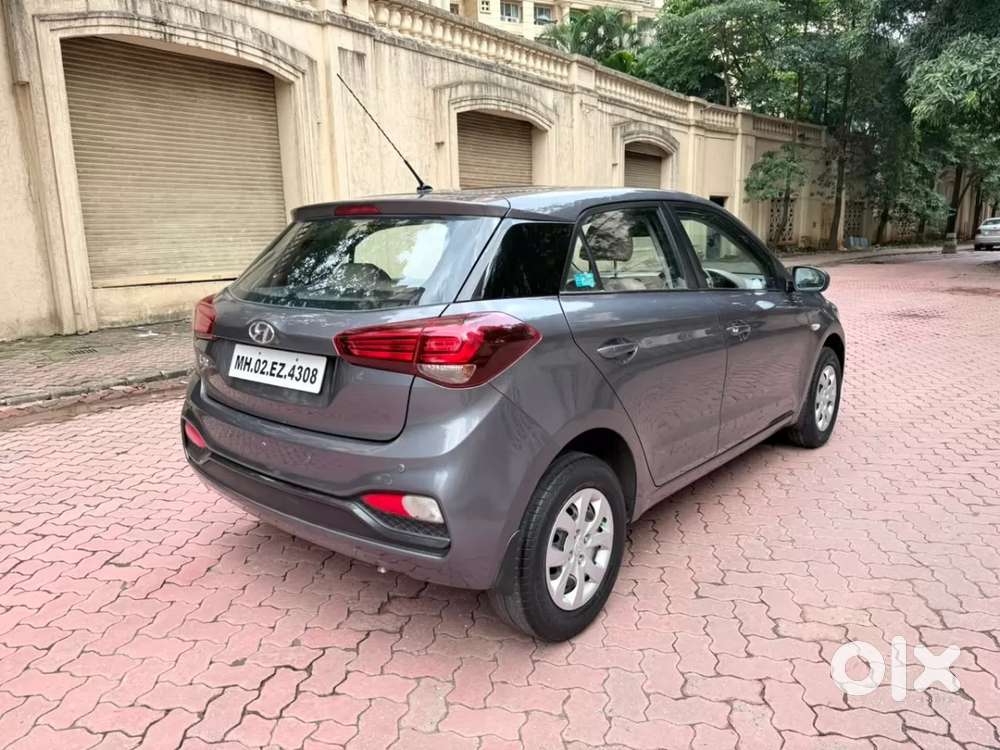 Hyundai Elite I20 1.2magna Executive At, 2018, Petrol