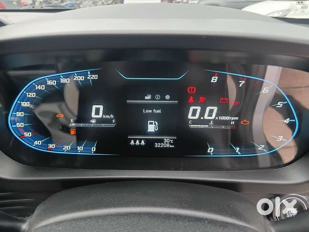 Hyundai I20 Asta 1.2 Ivt, 2024, Petrol