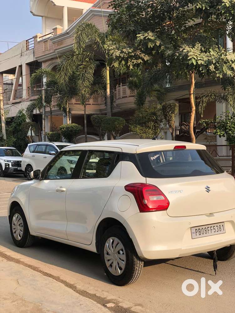 Maruti Suzuki Swift Vvt Vxi, 2023, Petrol