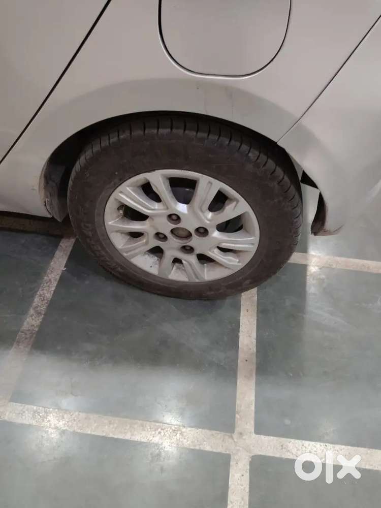 Tata Tiago Xza Automatic
