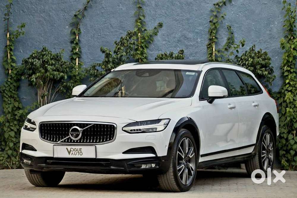 Volvo V 90 Cross Country D5, 2019, Diesel