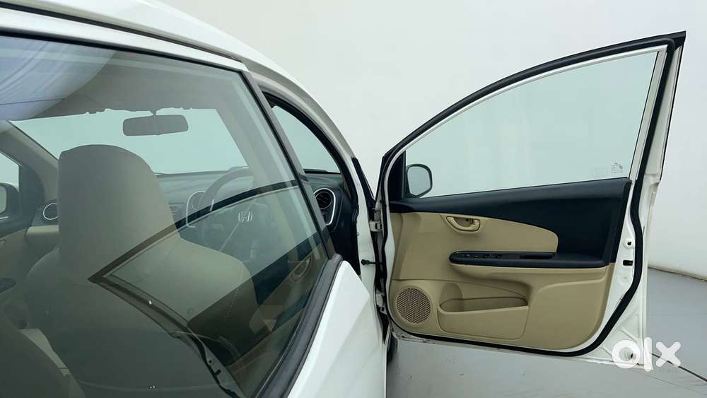 Honda Mobilio V I-vtec, 2015, Petrol
