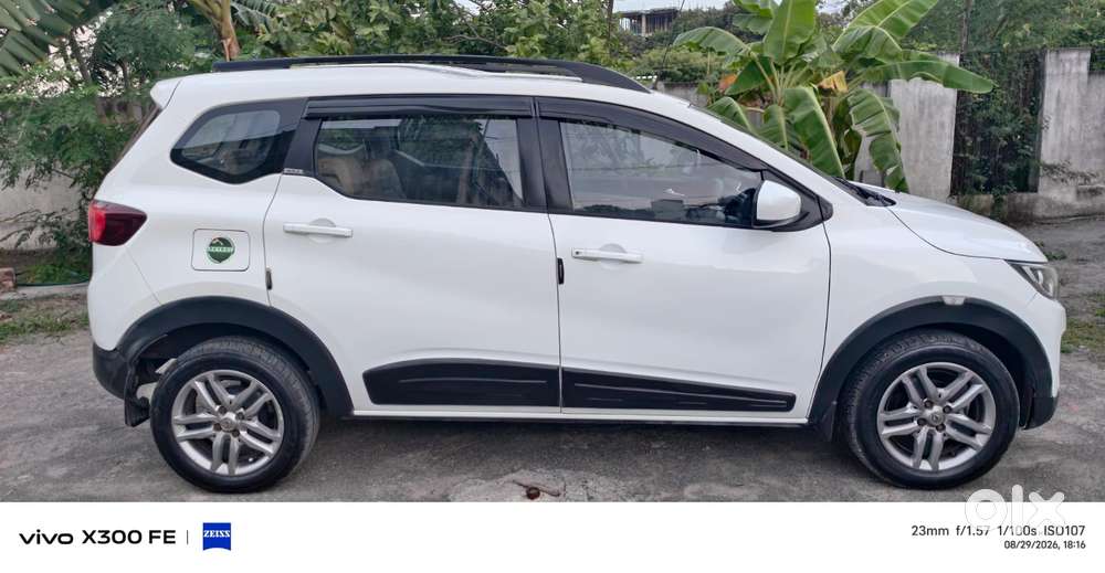 Renault Triber Rxz Urban Night Limited Edition, 2020, Petrol