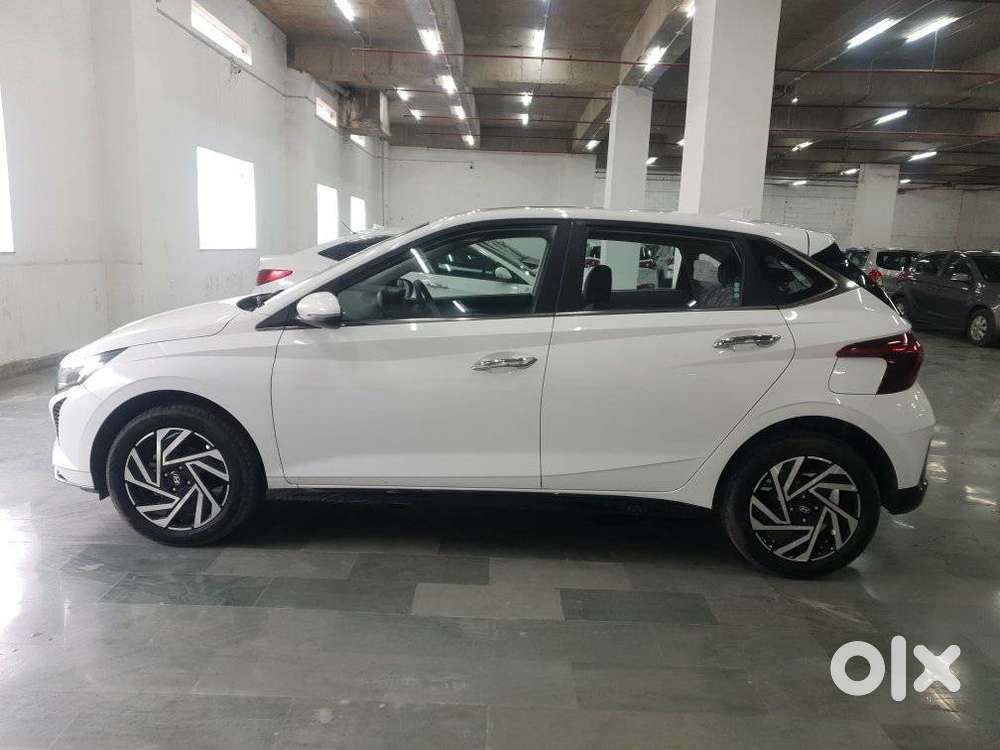 Hyundai New I20 1.2 Asta (o) Mt, 2025, Petrol