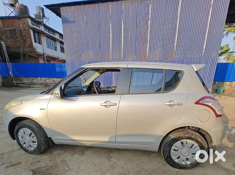 Maruti Suzuki Swift 2012 Vxi