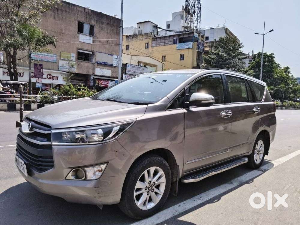 Toyota Innova Crysta 2.4 G Mt, 2016, Diesel