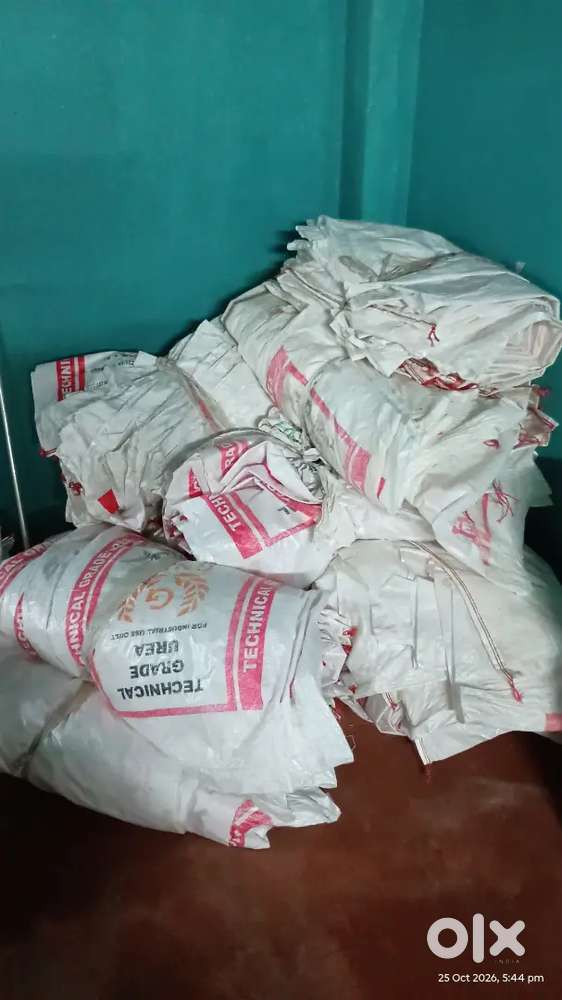 Plastic sacks of urea Rs.4/-per sack available