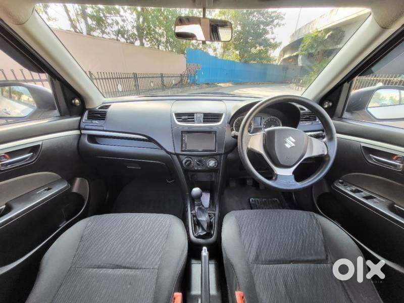 Maruti Suzuki Swift Vxi + Manual, 2015, Petrol
