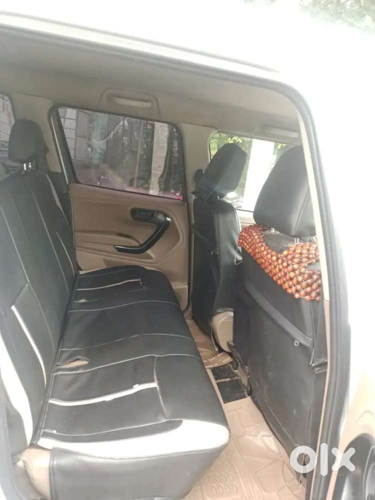Mahindra Tuv 300 Plus 2019 Diesel 270000 Km Driven