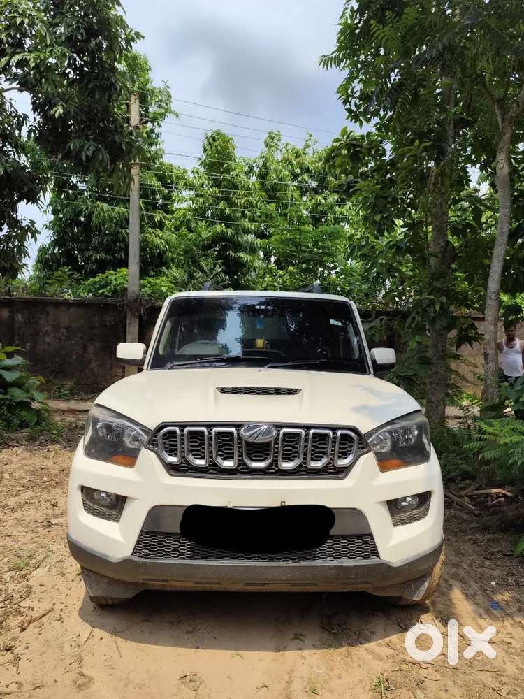 Mahindra Scorpio S4 2017 Diesel 200000 Km Driven