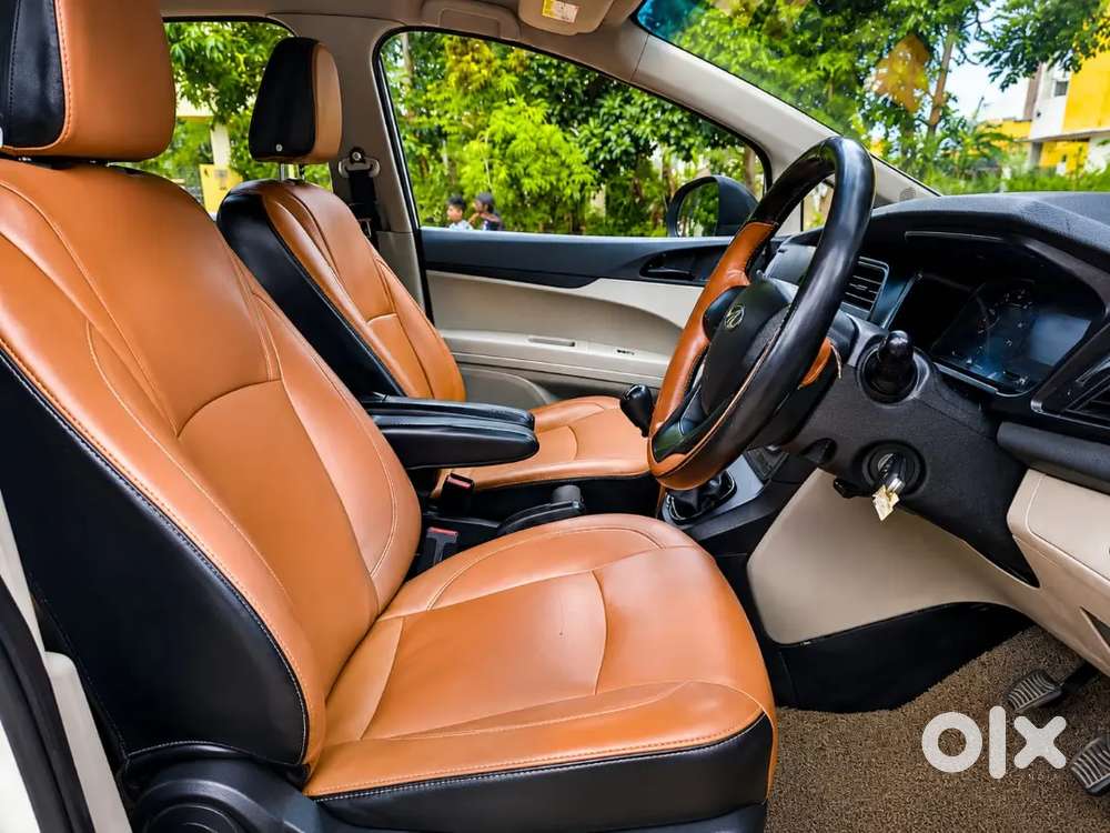Mahindra Marazzo 2023 Diesel Manual