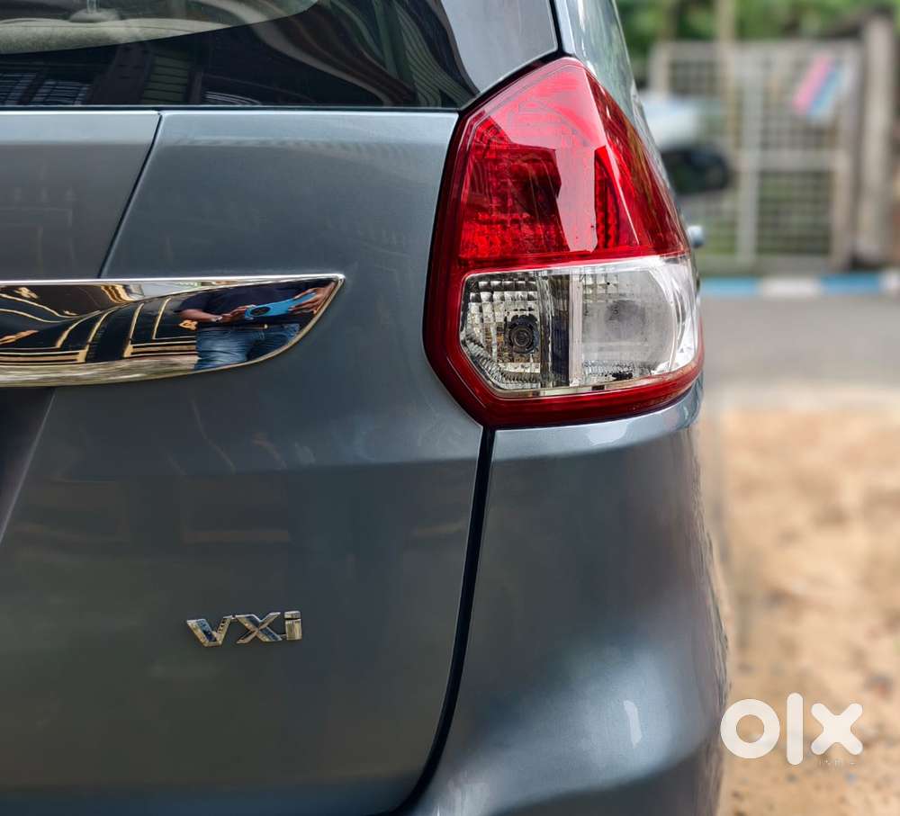 Maruti Suzuki Ertiga Vxi Abs Bs Iv, 2017, Petrol