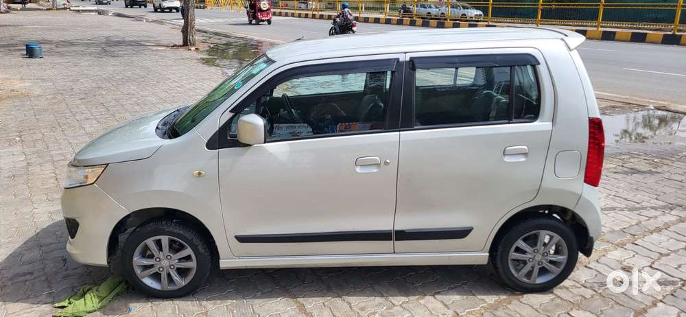 Maruti Suzuki Wagon R Stingray Amt Vxi, 2017, Petrol