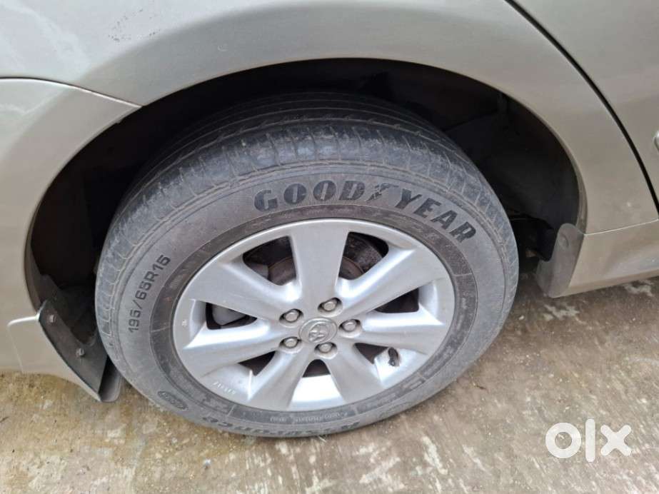 Toyota Corolla Altis G, 2012, Petrol