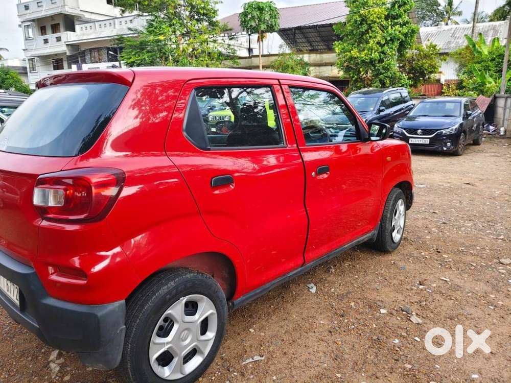 Maruti Suzuki S-presso Vxi, 2022, Petrol