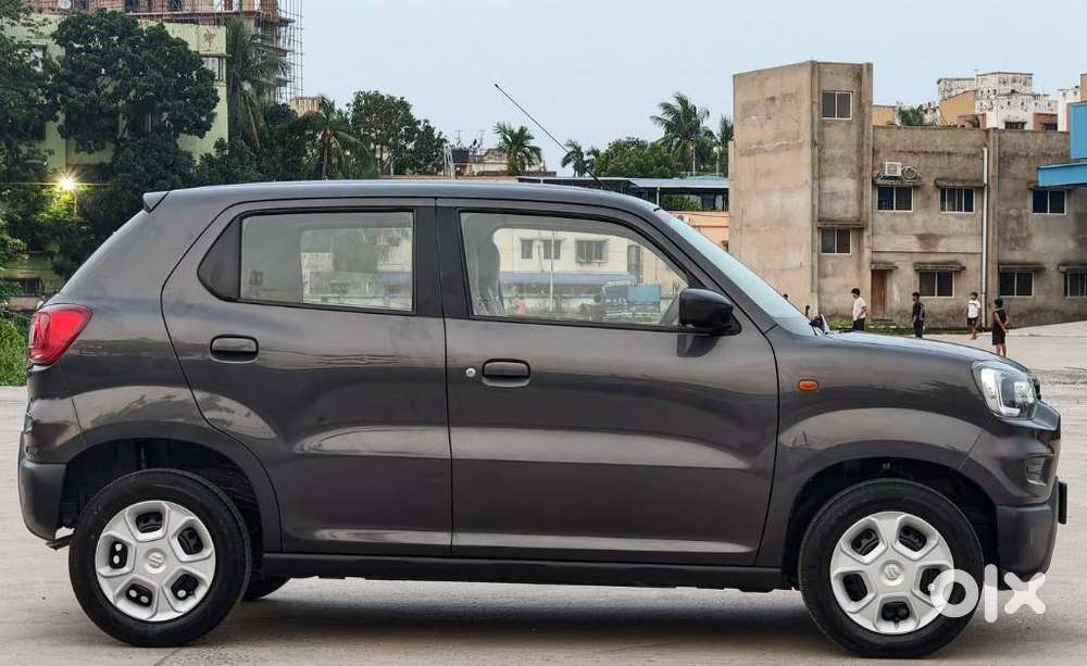 Maruti Suzuki S-presso Vxi Plus, 2022, Petrol