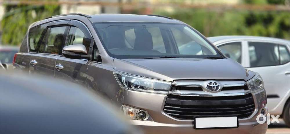 Toyota Innova Crysta 2.4 V, 2017, Diesel