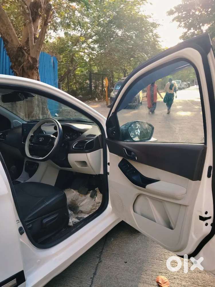 Tata Tiagor 2025 Cng & Hybrids 12705 Km Driven