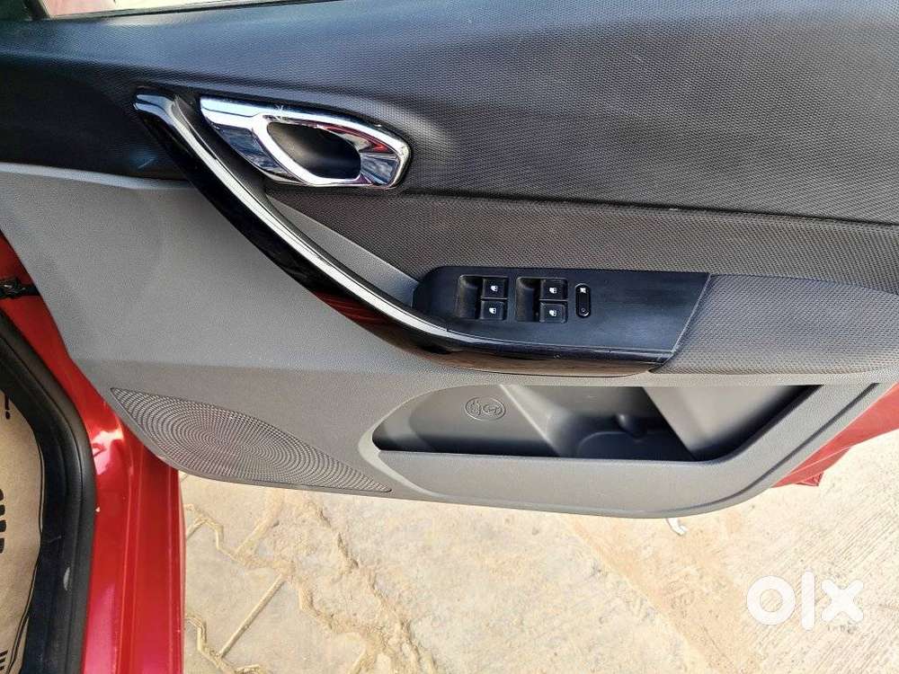 Tata Tigor 1.2 Revotron Xz Option, 2017, Petrol