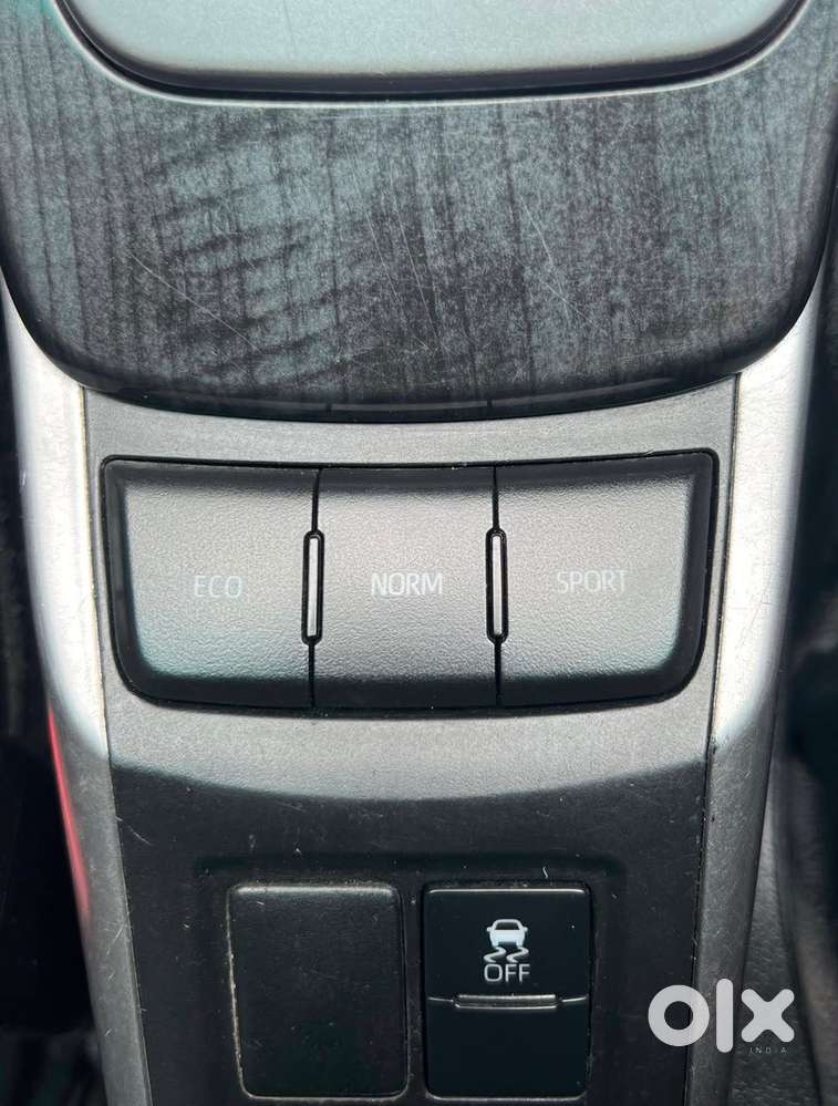 Toyota Fortuner 4x2 At 2.8 Diesel, 2022, Diesel
