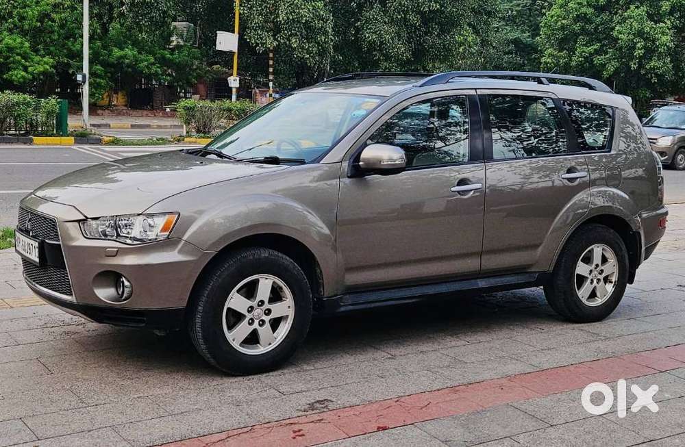 Mitsubishi Outlander 2.4 Cvt, 2012, Petrol