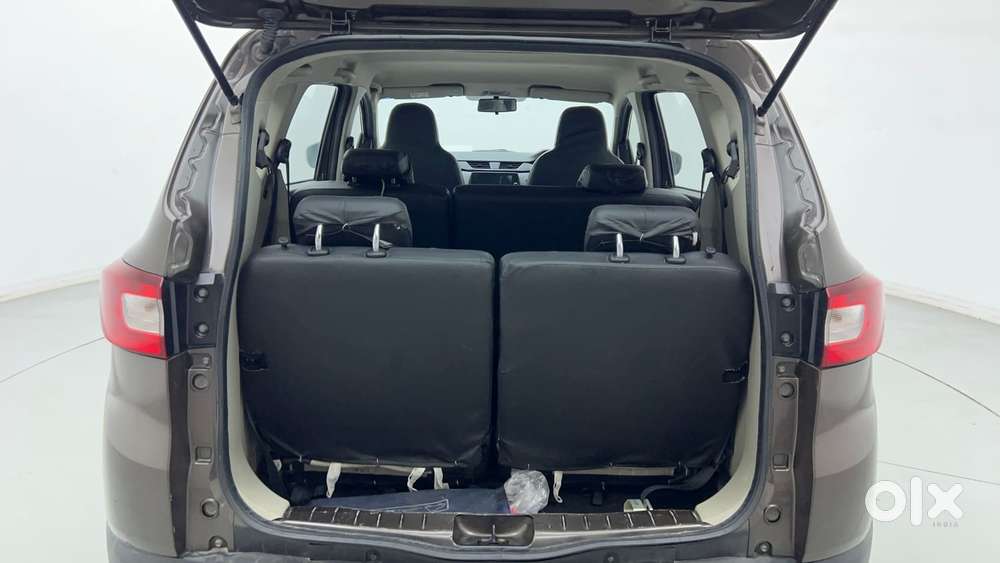 Renault Triber Rxt, 2023, Petrol