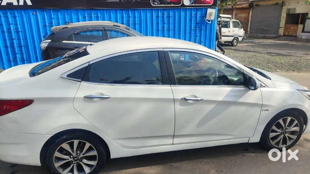 Hyundai Verna Fluidic 1.6 Sx Optional Diesel Crdi
