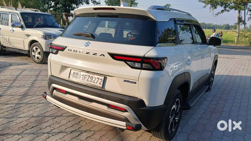 Maruti Suzuki Brezza 1.5 Zxi Plus Smart Hybrid, 2023, Petrol
