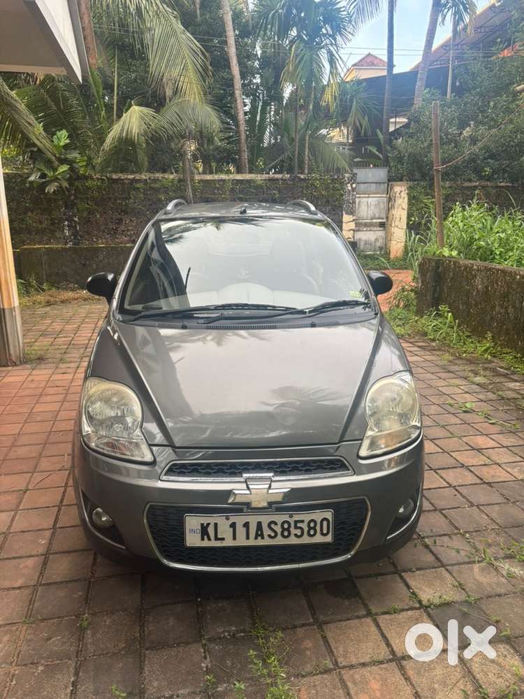 Chevrolet Spark Petrol 2013