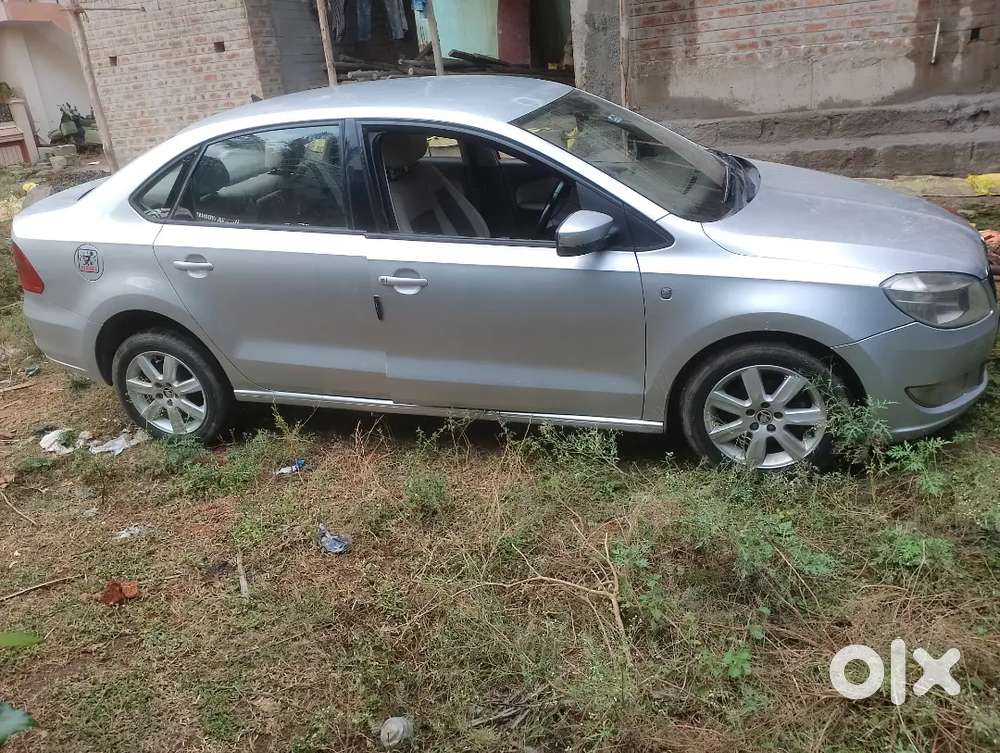 Skoda Rapid 2014 Diesel 97000 Km Driven