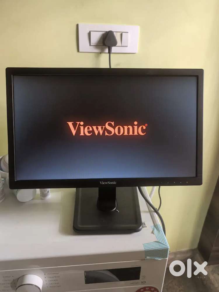 PC Monitor - ViewSonic 15.6 inch LCD