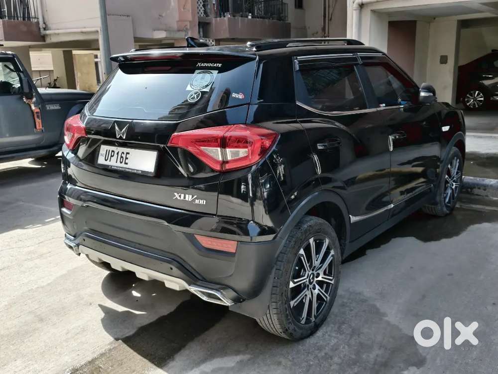 Xuv 300 Turbo Sport Smart W6 Petrol & Cng