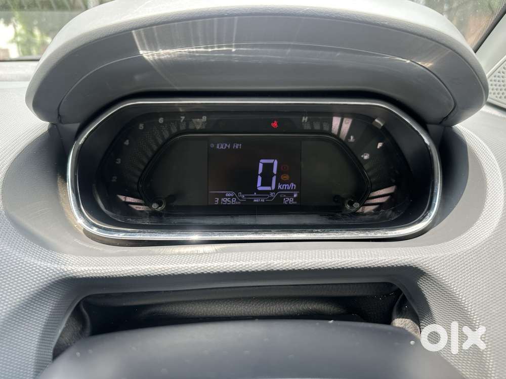 Tata Tigor Xe, 2020, Petrol