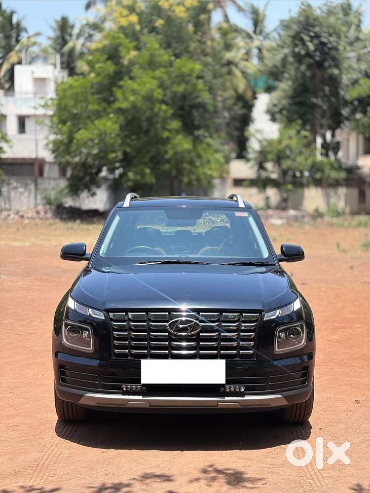 Hyundai Venue Sx (o) Mt 1.5 Diesel Dual Tone, 2025, Diesel