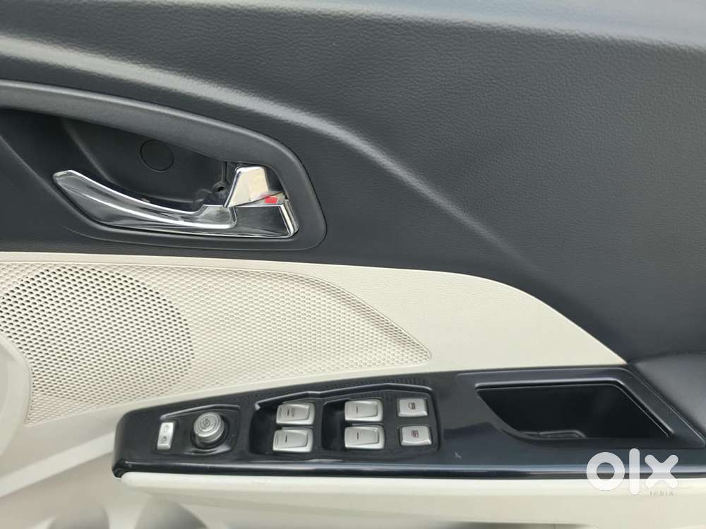 Mahindra Xuv300 W8 Option Diesel, 2019, Diesel