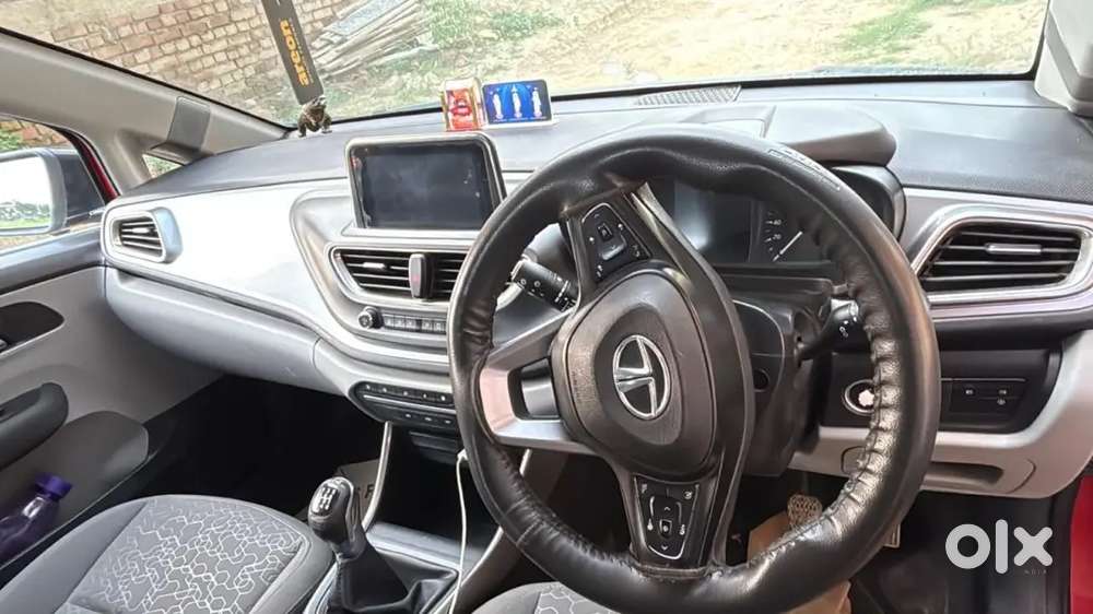 Tata Altroz 2020 Petrol Manual 79000 Km
