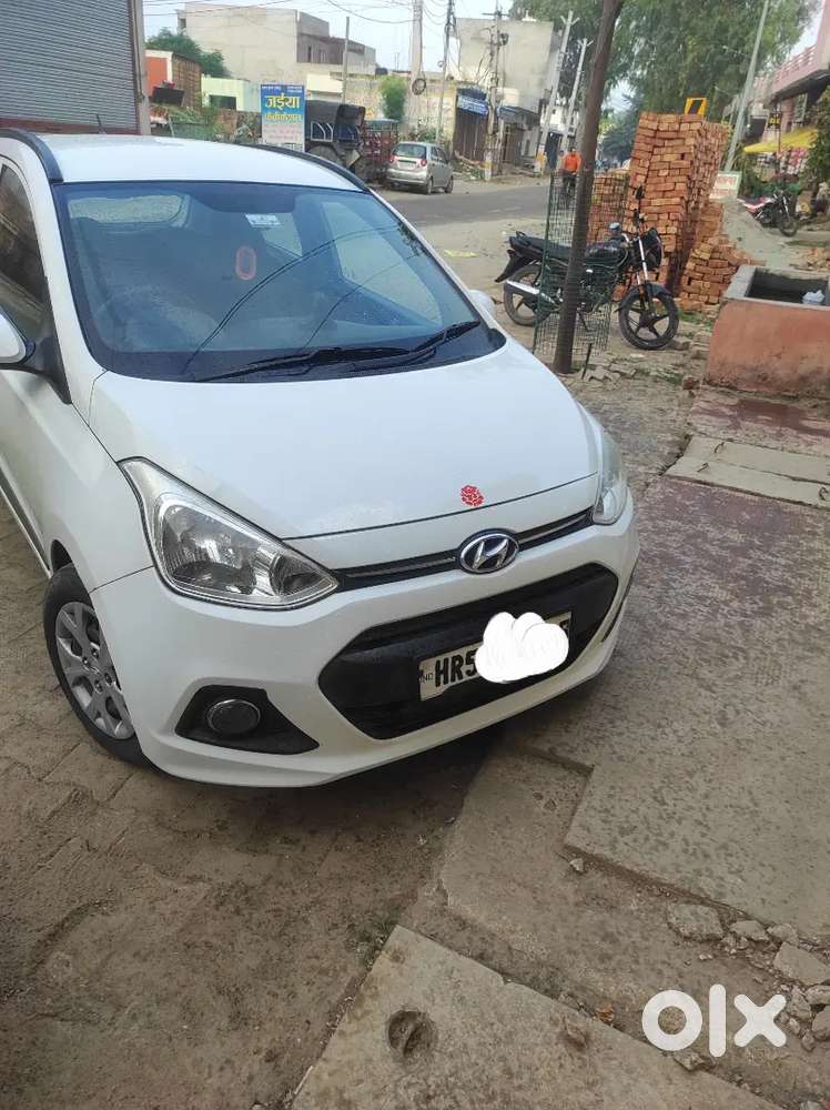 Hyundai Grand I10 Petrol 2015 Push Button Start