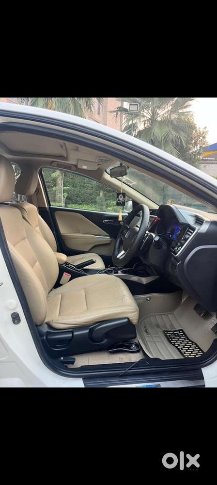Honda City Hybrid 2015