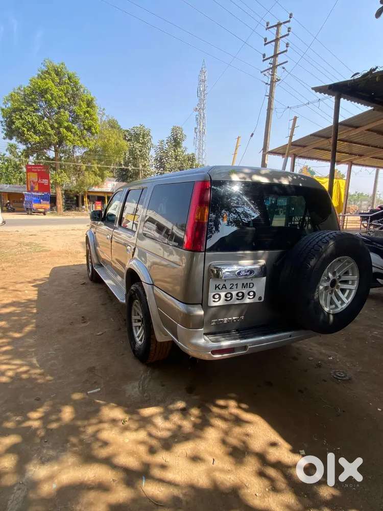 Ford Endeavour 2.5 Diesel 2004