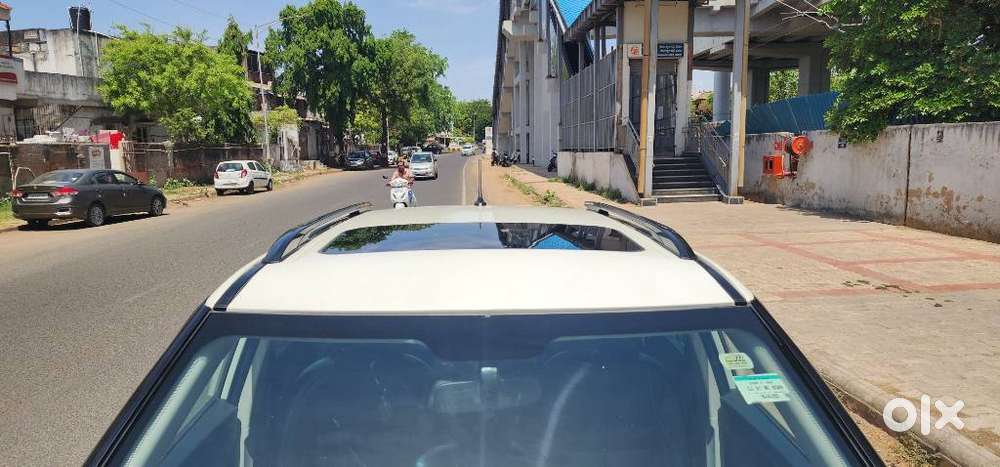 Mahindra Xuv300 W6 Diesel, 2023, Diesel