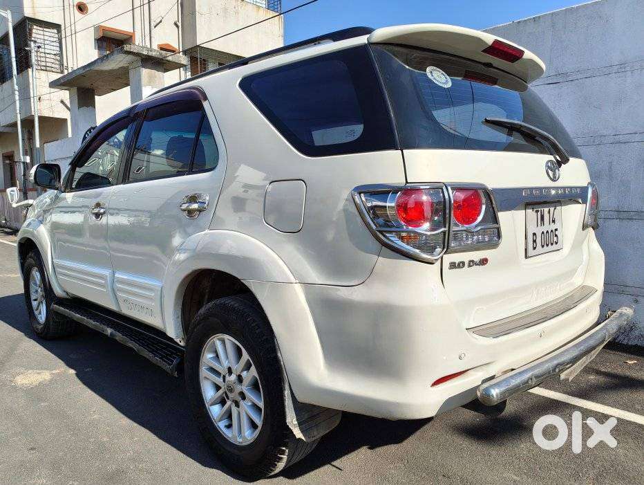 Toyota Fortuner 3.0 4x2 Mt, 2014, Diesel
