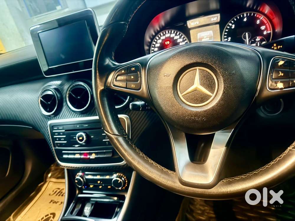 Mercedes-benz Gla Diesel 2015-2016 - Very Good Condition