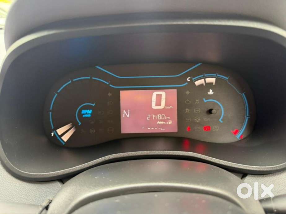Renault Kwid 2019-ongoing 1.0 Rxt Amt (o), 2021, Petrol