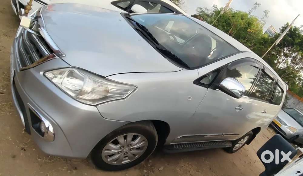 Toyota Innova 2018 Diesel Well Maintained