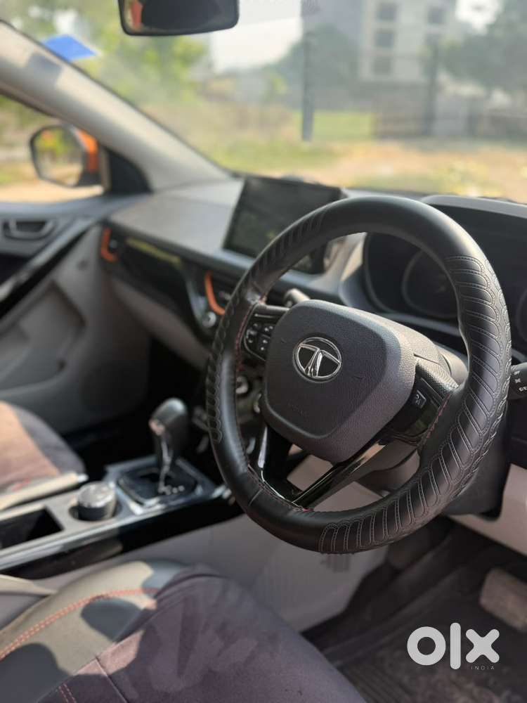Tata Nexon Kraz Plus Amt, 2019, Petrol