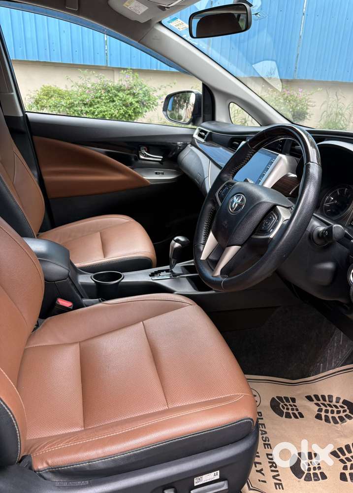 Toyota Innova Crysta 2.8 Zx Automatic 7 Str, 2022, Diesel