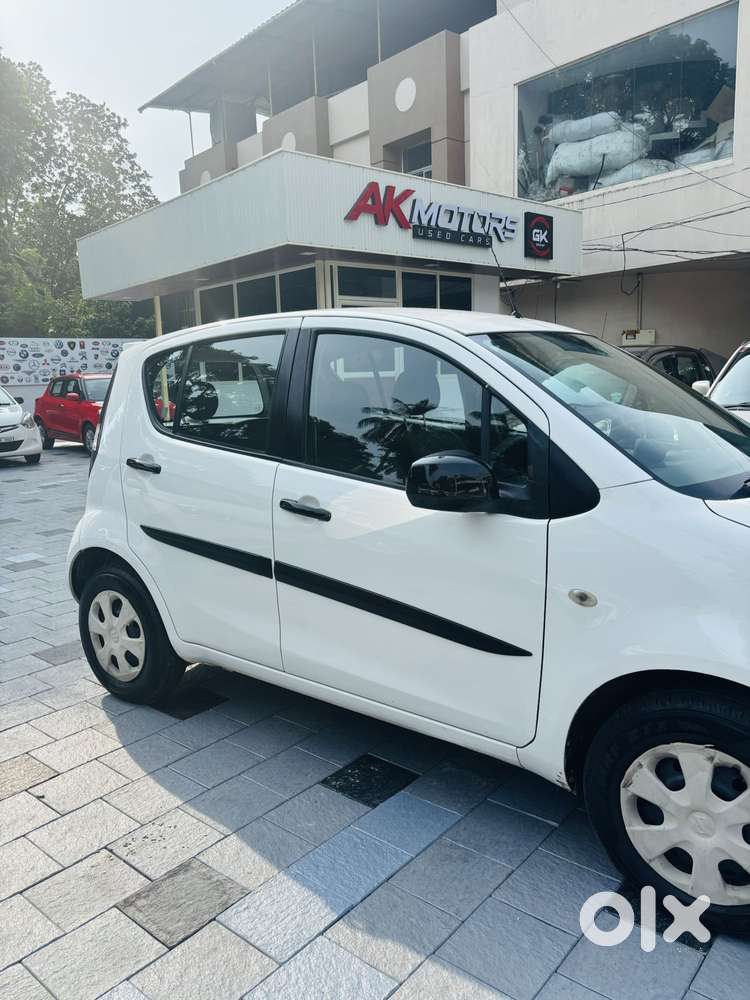 Maruti Suzuki Ritz Vxi, 2013, Petrol