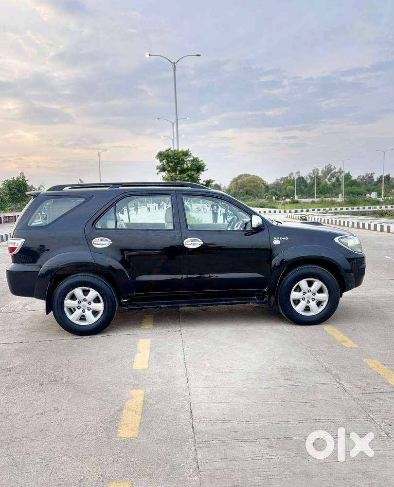 Toyota Fortuner 3.0 4x4 Manual, 2009, Diesel