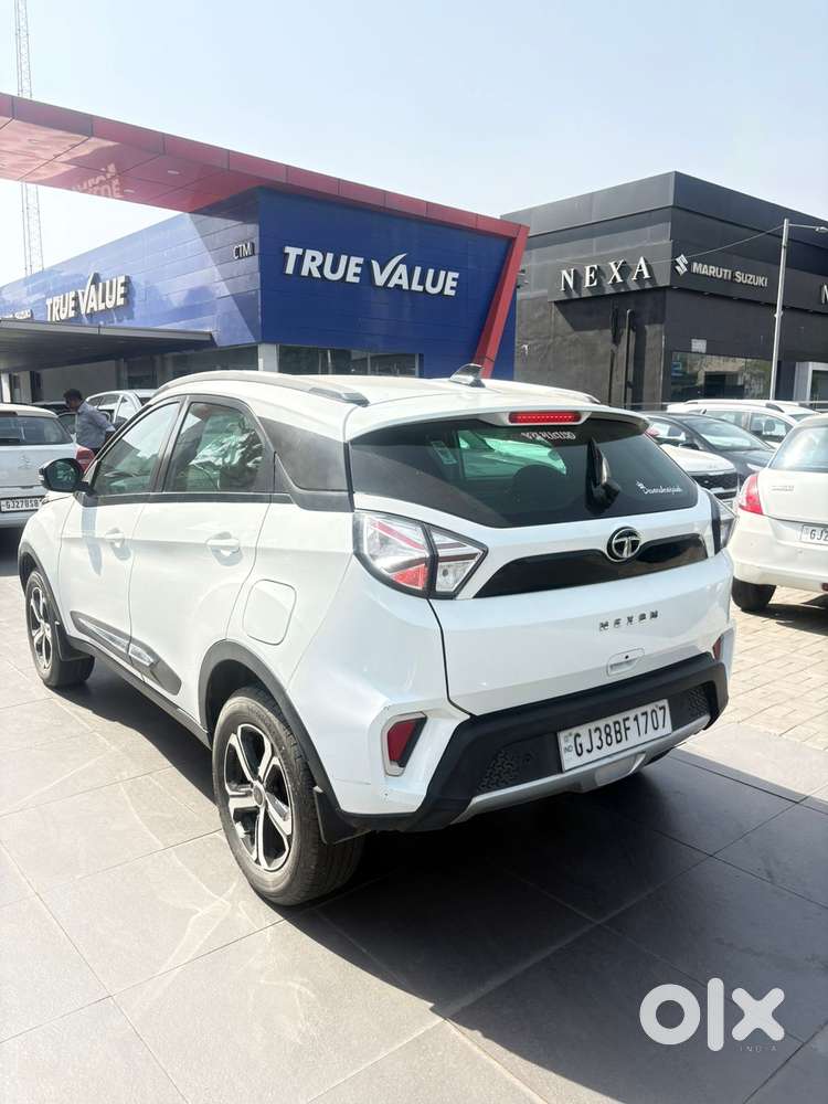 Tata Nexon 1.2 Revotron Xz Plus, 2023, Petrol