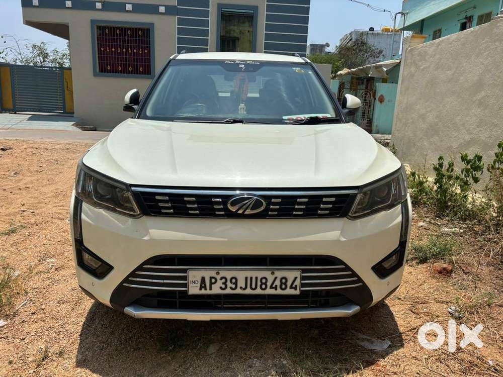 Mahindra Xuv300 2021 Diesel Well Maintained